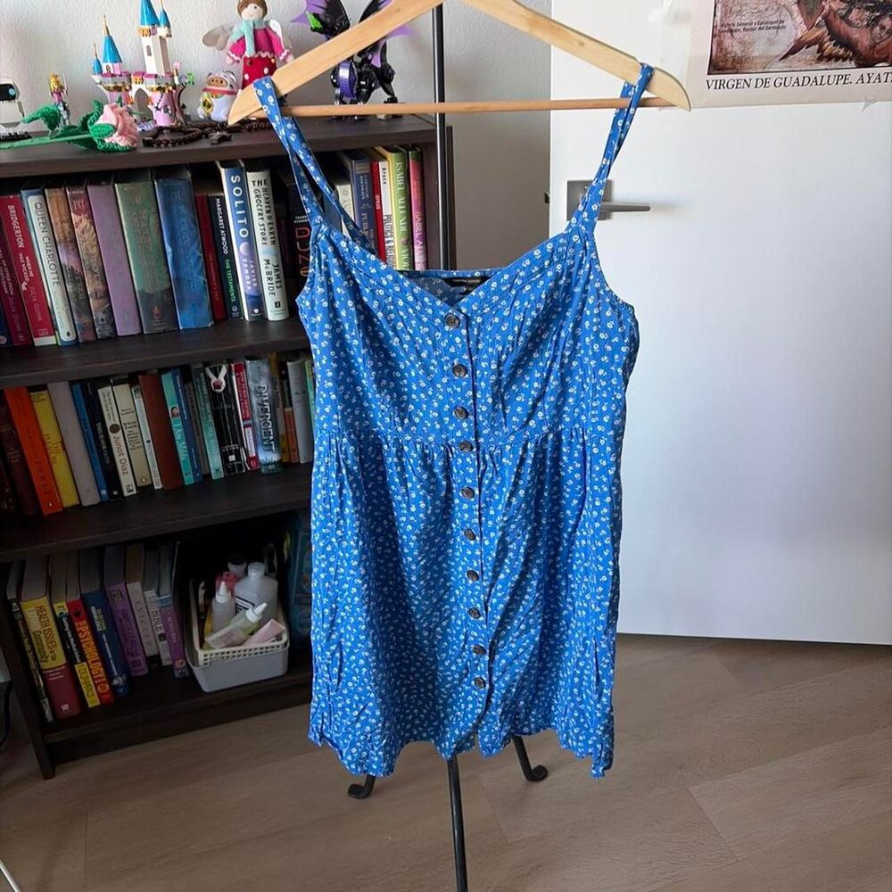 Banana Republic Petite Blue Floral Button Front Cami Top Size Medium